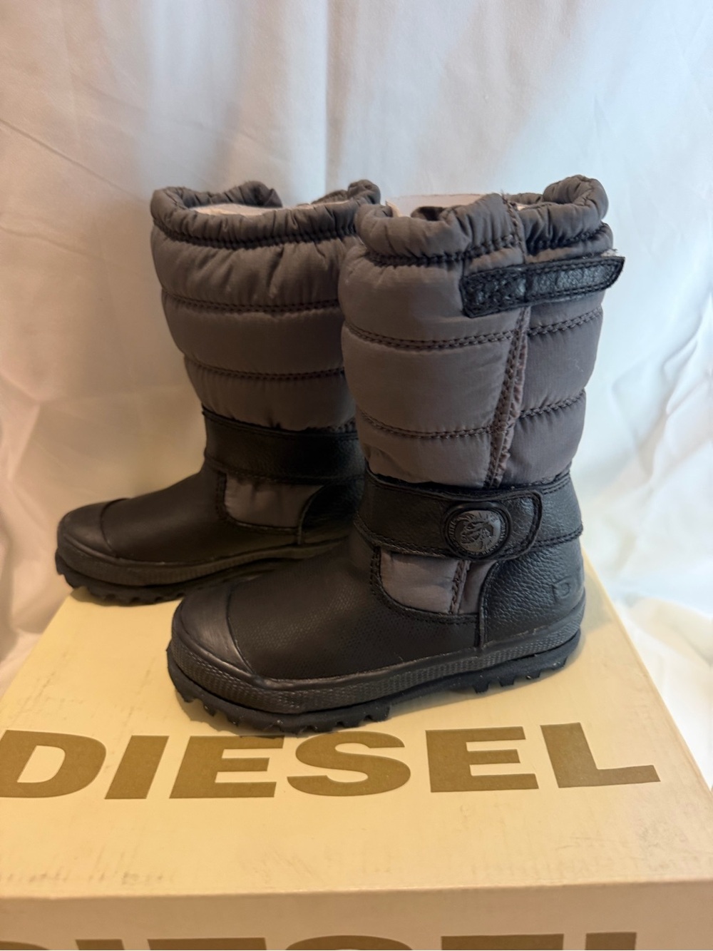 NWT Diesel Snowtime Snow Boots Grey Black Puffy Toddler Size 9